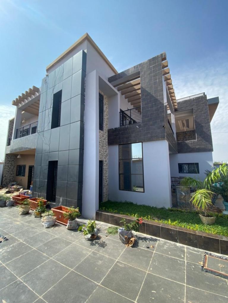 Gallery 01